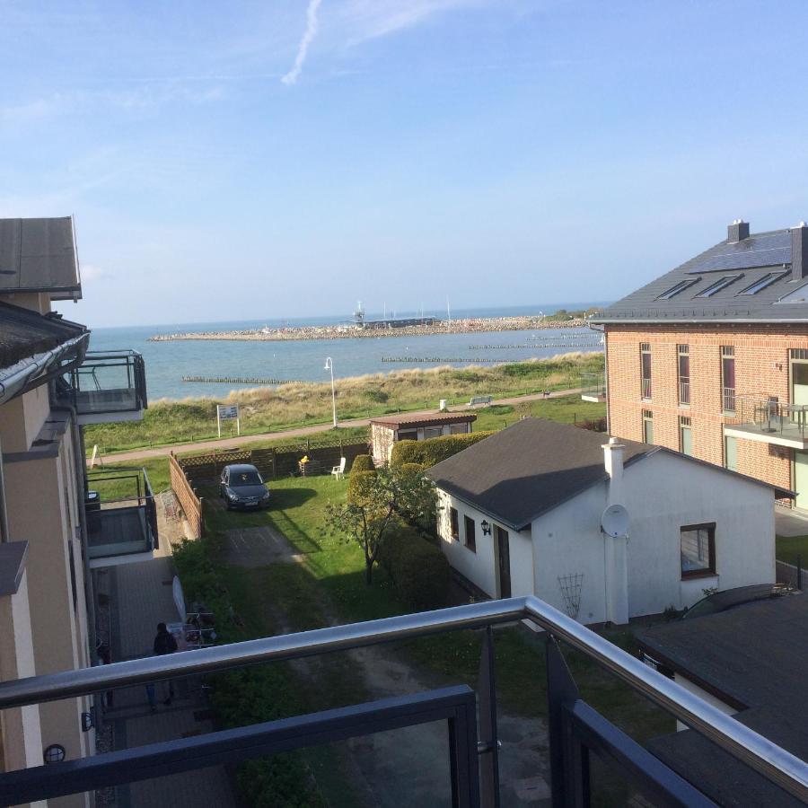 Strandwohnung Glowe - Meerblick - 20 Meter Zum Strand Bagian luar foto