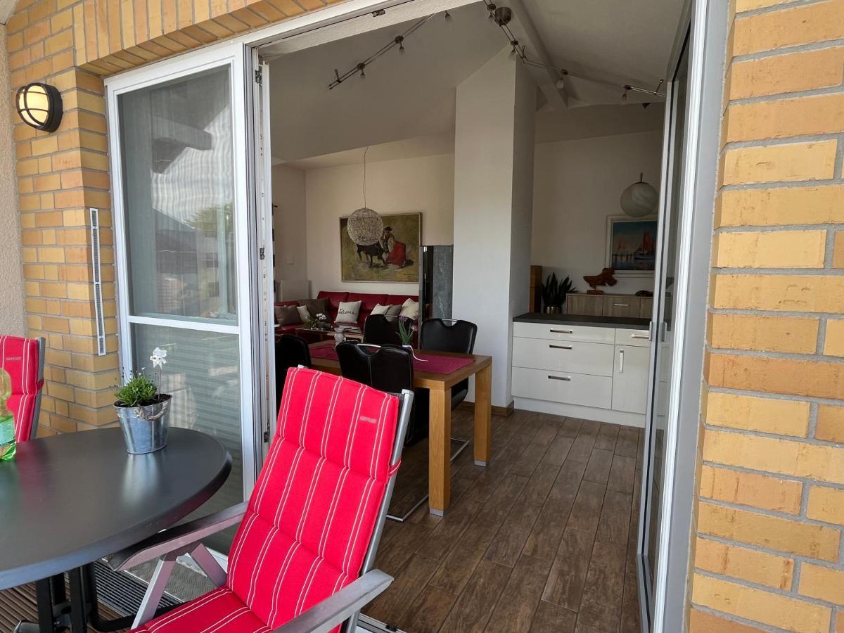 Strandwohnung Glowe - Meerblick - 20 Meter Zum Strand Bagian luar foto